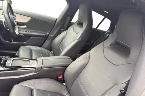 KM73TKU Mercedes-Benz Cla Class 1.3 CLA180h MHEV AMG Line (Premium Plus) Shooting Brake 7G-DCT Euro 6 (s/s) 5dr Thumbnail #12