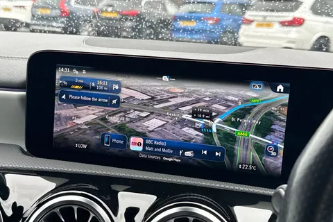 KM73TKU Mercedes-Benz Cla Class 1.3 CLA180h MHEV AMG Line (Premium Plus) Shooting Brake 7G-DCT Euro 6 (s/s) 5dr Thumbnail #13