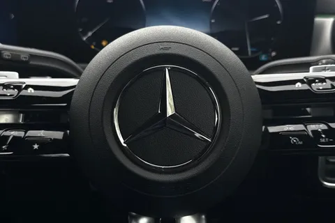 KM73TKU Mercedes-Benz Cla Class 1.3 CLA180h MHEV AMG Line (Premium Plus) Shooting Brake 7G-DCT Euro 6 (s/s) 5dr Thumbnail #37