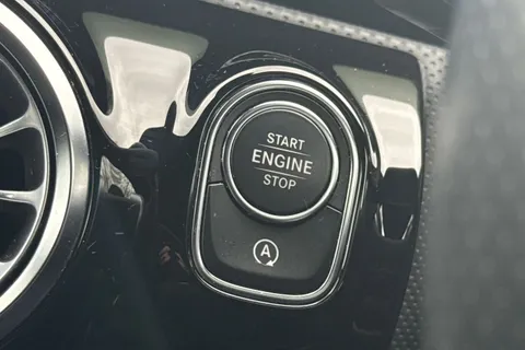 KM73TKU Mercedes-Benz Cla Class 1.3 CLA180h MHEV AMG Line (Premium Plus) Shooting Brake 7G-DCT Euro 6 (s/s) 5dr Thumbnail #42