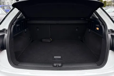 PK21YHF Audi Q2 Sport 35 TFSI  150 PS 6-speed Thumbnail #8