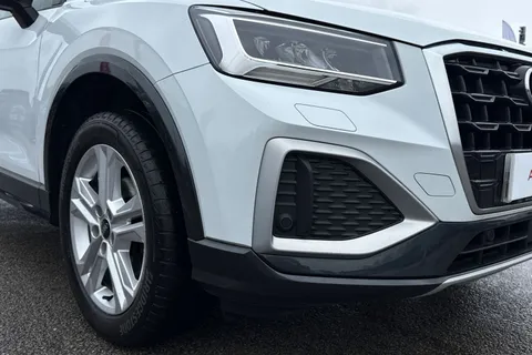 PK21YHF Audi Q2 Sport 35 TFSI  150 PS 6-speed Thumbnail #10