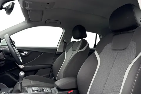 PK21YHF Audi Q2 Sport 35 TFSI  150 PS 6-speed Thumbnail #17