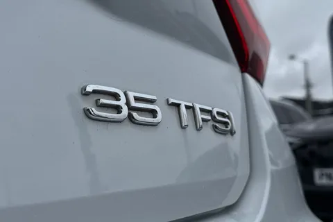 PK21YHF Audi Q2 Sport 35 TFSI  150 PS 6-speed Thumbnail #26