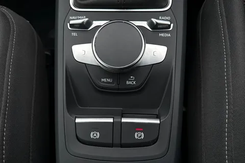 PK21YHF Audi Q2 Sport 35 TFSI  150 PS 6-speed Thumbnail #35