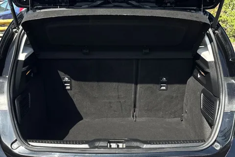 DN68ZKM Ford Focus 1.0T EcoBoost Zetec Hatchback 5dr Petrol Auto Euro 6 (s/s) (125 ps) Thumbnail #6