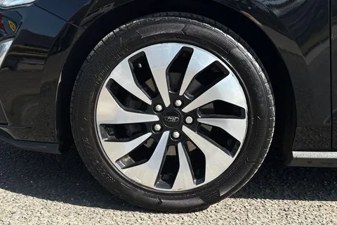 DN68ZKM Ford Focus 1.0T EcoBoost Zetec Hatchback 5dr Petrol Auto Euro 6 (s/s) (125 ps) Thumbnail #10