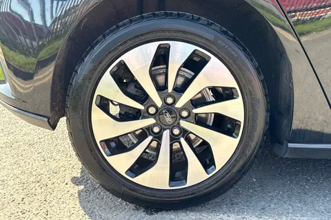 DN68ZKM Ford Focus 1.0T EcoBoost Zetec Hatchback 5dr Petrol Auto Euro 6 (s/s) (125 ps) Thumbnail #12