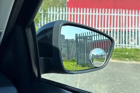 DN68ZKM Ford Focus 1.0T EcoBoost Zetec Hatchback 5dr Petrol Auto Euro 6 (s/s) (125 ps) Thumbnail #20