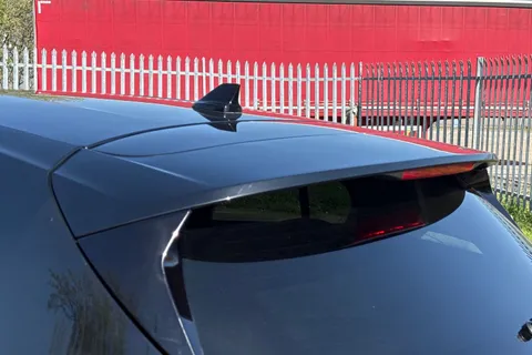 DN68ZKM Ford Focus 1.0T EcoBoost Zetec Hatchback 5dr Petrol Auto Euro 6 (s/s) (125 ps) Thumbnail #25