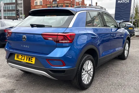 NL23VWE Volkswagen T-Roc 1.5 TSI Life Euro 6 (s/s) 5dr Thumbnail #30