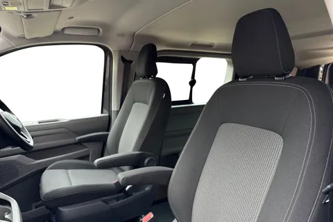 KW75NCZ Volkswagen E-Transporter 286PS 65kWh Commerce Pro Kombi Van Auto Thumbnail #17