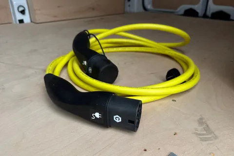 KY25PKD Volkswagen E-Transporter 100kW 65kWh Commerce Plus Van Auto Thumbnail #26