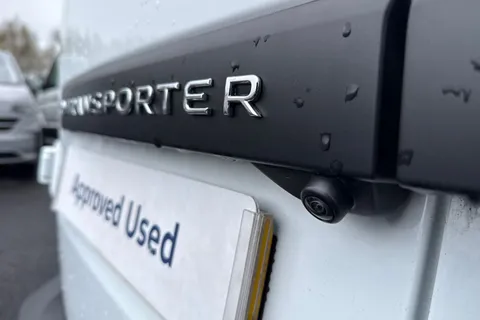 KY25PKD Volkswagen E-Transporter 100kW 65kWh Commerce Plus Van Auto Thumbnail #31