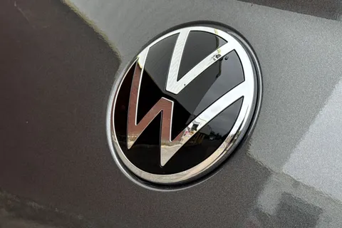 KW75NCZ Volkswagen E-Transporter 286PS 65kWh Commerce Pro Kombi Van Auto Thumbnail #37