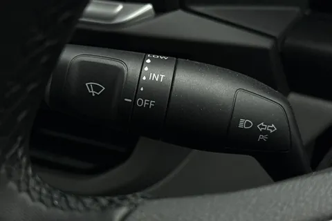 KY25PKD Volkswagen E-Transporter 100kW 65kWh Commerce Plus Van Auto Thumbnail #38