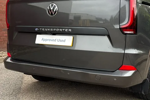 KW75NCZ Volkswagen E-Transporter 286PS 65kWh Commerce Pro Kombi Van Auto Thumbnail #40