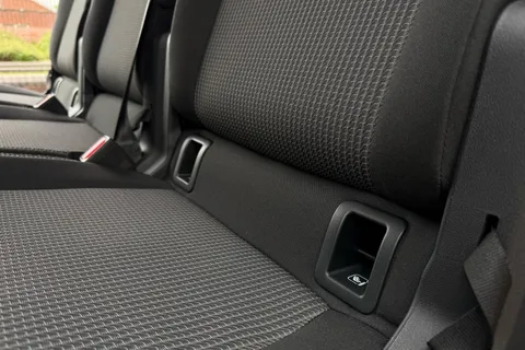 KW75NCZ Volkswagen E-Transporter 286PS 65kWh Commerce Pro Kombi Van Auto Thumbnail #49