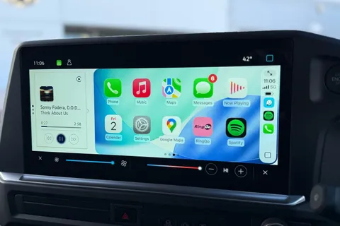 KW75NCZ Volkswagen E-Transporter 286PS 65kWh Commerce Pro Kombi Van Auto Thumbnail #59