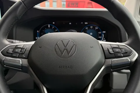 KW75NCZ Volkswagen E-Transporter 286PS 65kWh Commerce Pro Kombi Van Auto Thumbnail #61