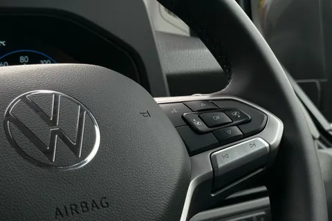 KW75NCZ Volkswagen E-Transporter 286PS 65kWh Commerce Pro Kombi Van Auto Thumbnail #62