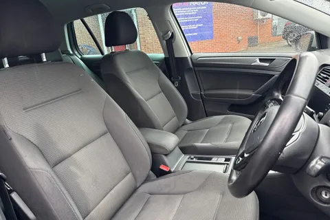 DU20BOV Volkswagen Golf 1.5 TSI EVO Match Edition Euro 6 (s/s) 5dr Thumbnail #25