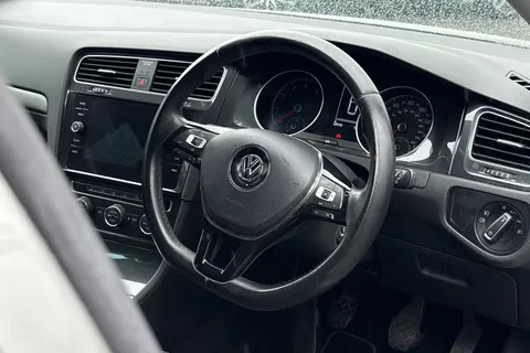 DU20BOV Volkswagen Golf 1.5 TSI EVO Match Edition Euro 6 (s/s) 5dr Thumbnail #30