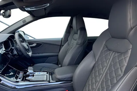  Audi SQ8 4.0 TFSI V8 Black Edition Tiptronic quattro Euro 6 (s/s) 5dr Thumbnail #16