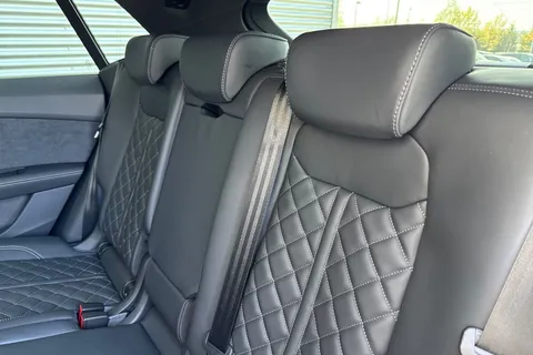  Audi SQ8 4.0 TFSI V8 Black Edition Tiptronic quattro Euro 6 (s/s) 5dr Thumbnail #19