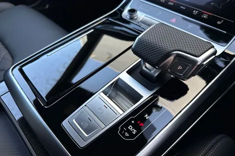  Audi SQ8 4.0 TFSI V8 Black Edition Tiptronic quattro Euro 6 (s/s) 5dr Thumbnail #23