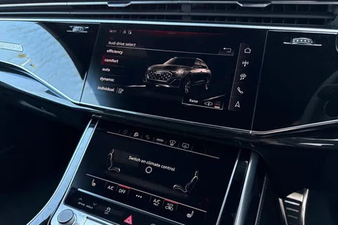  Audi SQ8 4.0 TFSI V8 Black Edition Tiptronic quattro Euro 6 (s/s) 5dr Thumbnail #30