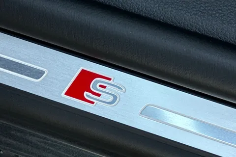  Audi SQ8 4.0 TFSI V8 Black Edition Tiptronic quattro Euro 6 (s/s) 5dr Thumbnail #45