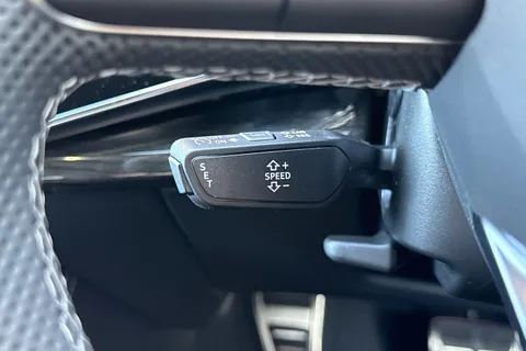  Audi SQ8 4.0 TFSI V8 Black Edition Tiptronic quattro Euro 6 (s/s) 5dr Thumbnail #57