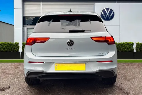 CX75ZYJ Volkswagen Golf 1.5 eTSI 150 Match 5dr DSG ⭐Winter package, 18' Catania alloy wheels⭐ Thumbnail #5