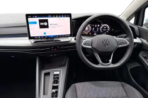 CX75ZYJ Volkswagen Golf 1.5 eTSI 150 Match 5dr DSG ⭐Winter package, 18' Catania alloy wheels⭐ Thumbnail #13