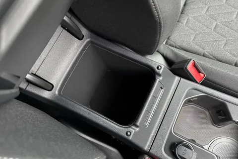 CX75ZYJ Volkswagen Golf 1.5 eTSI 150 Match 5dr DSG ⭐Winter package, 18' Catania alloy wheels⭐ Thumbnail #40