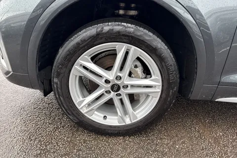 DC23TVM Audi Q5 S line 40 TDI quattro 204 PS S tronic Thumbnail #11