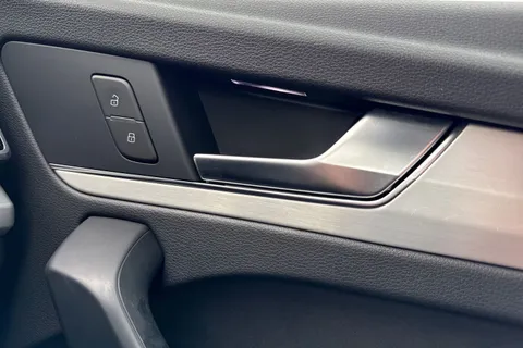 DC23TVM Audi Q5 S line 40 TDI quattro 204 PS S tronic Thumbnail #22