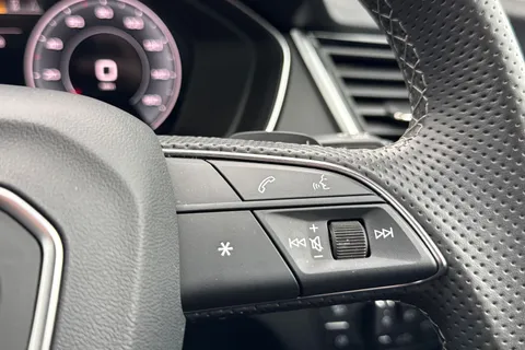 DC23TVM Audi Q5 S line 40 TDI quattro 204 PS S tronic Thumbnail #26