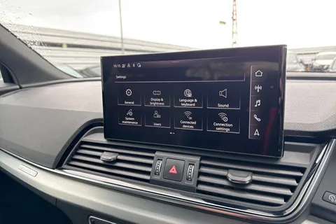 DC23TVM Audi Q5 S line 40 TDI quattro 204 PS S tronic Thumbnail #49