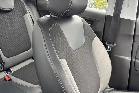 DS19HXM Vauxhall Grandland X 1.5 Turbo D Sport Nav Auto Euro 6 (s/s) 5dr Thumbnail #60