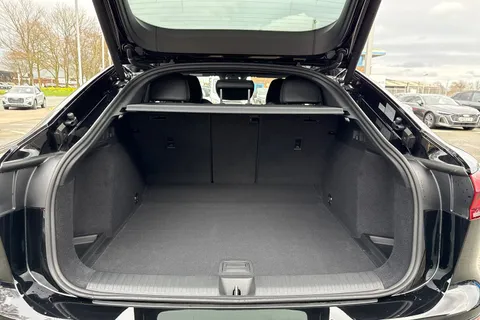  Audi Q6 E-Tron 83kWh S line Sportback Auto 5dr Thumbnail #6