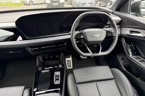  Audi Q6 E-Tron 83kWh S line Sportback Auto 5dr Thumbnail #17