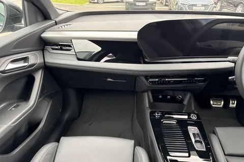  Audi Q6 E-Tron 83kWh S line Sportback Auto 5dr Thumbnail #19