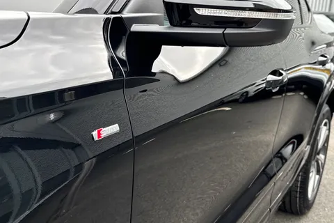  Audi Q6 E-Tron 83kWh S line Sportback Auto 5dr Thumbnail #26