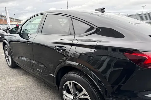  Audi Q6 E-Tron 83kWh S line Sportback Auto 5dr Thumbnail #28