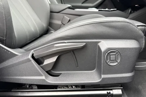  Audi Q6 E-Tron 83kWh S line Sportback Auto 5dr Thumbnail #41