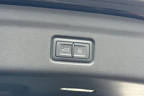  Audi Q6 E-Tron 83kWh S line Sportback Auto 5dr Thumbnail #54