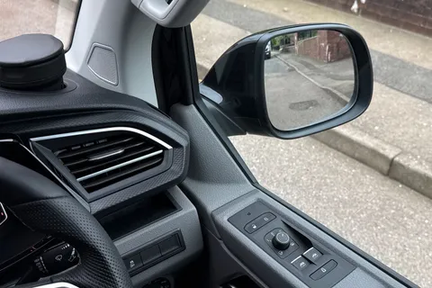 PJ73AWX Volkswagen Transporter Shuttle 2.0 TDI 204PS SE Minibus DSG-ABT Sportsline Special Build Thumbnail #22