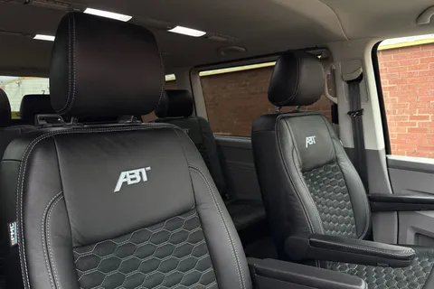 PJ73AWX Volkswagen Transporter Shuttle 2.0 TDI 204PS SE Minibus DSG-ABT Sportsline Special Build Thumbnail #25